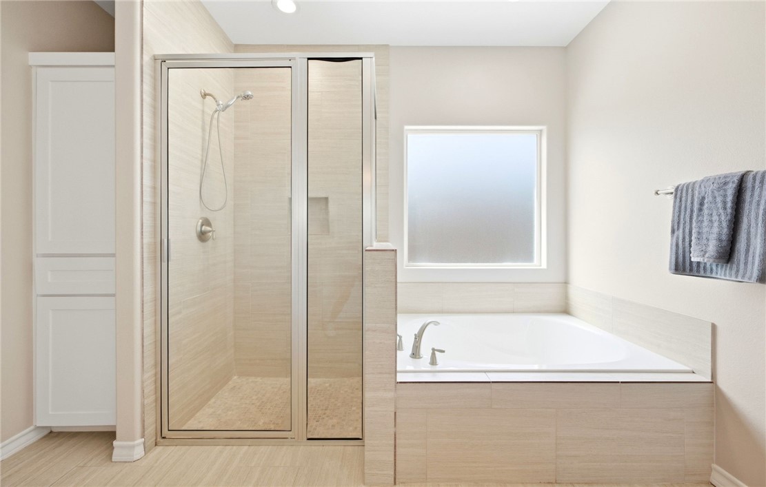 15409 Cuttysark St Property Photo 8