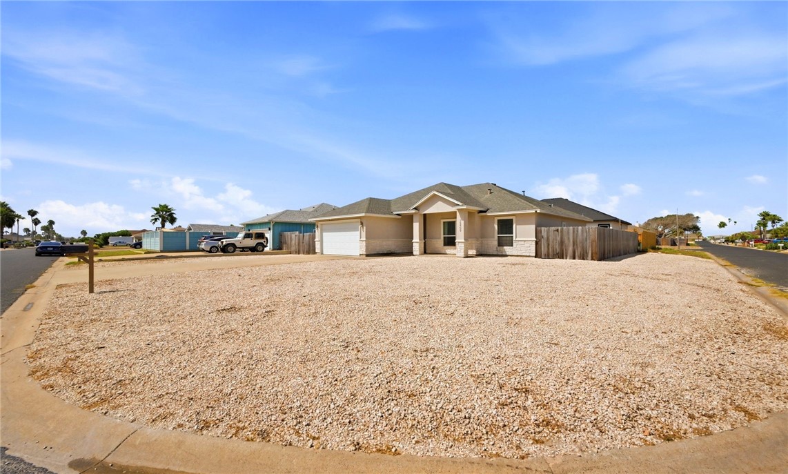 15409 Cuttysark St Property Photo 21