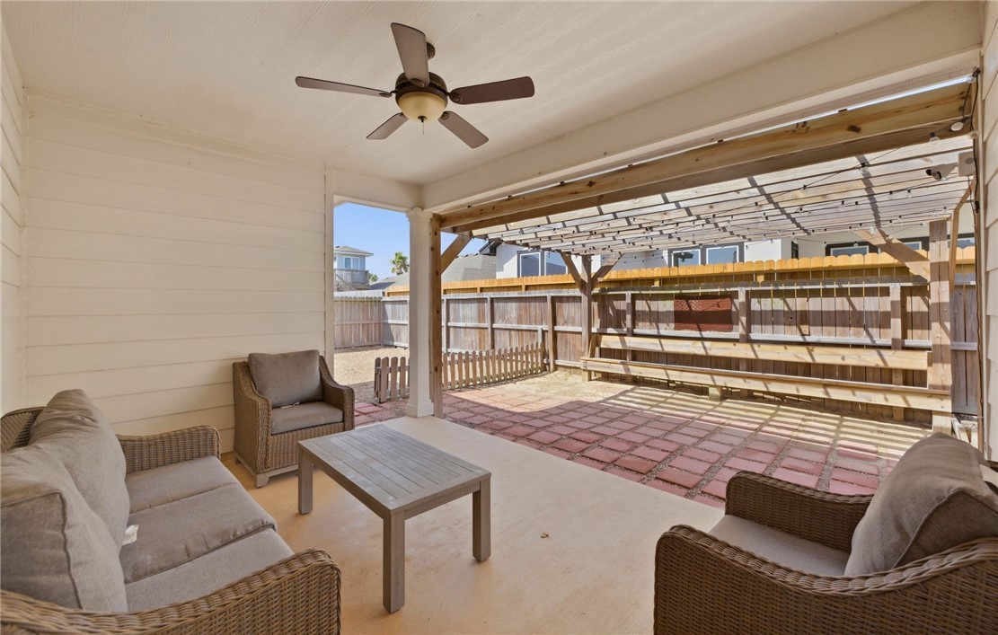 15409 Cuttysark St Property Photo 22