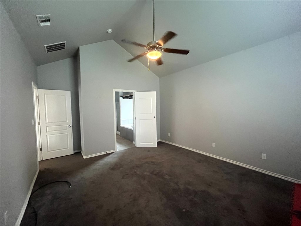 2209 Ibis St Property Photo 6