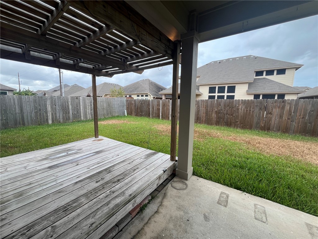 2209 Ibis St Property Photo 12