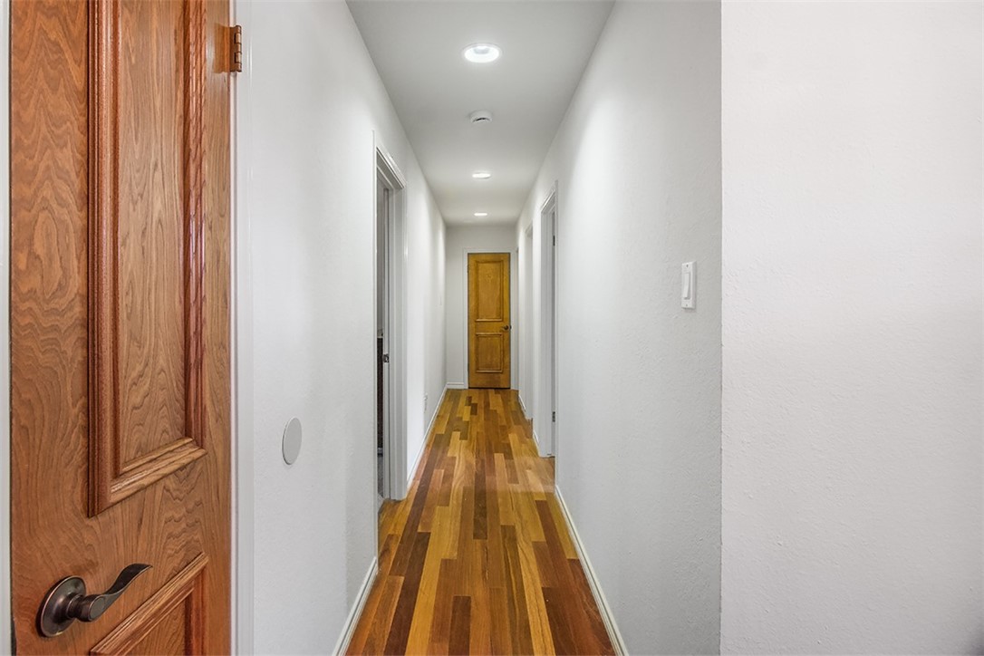 7002 Chiswick Dr Property Photo 15