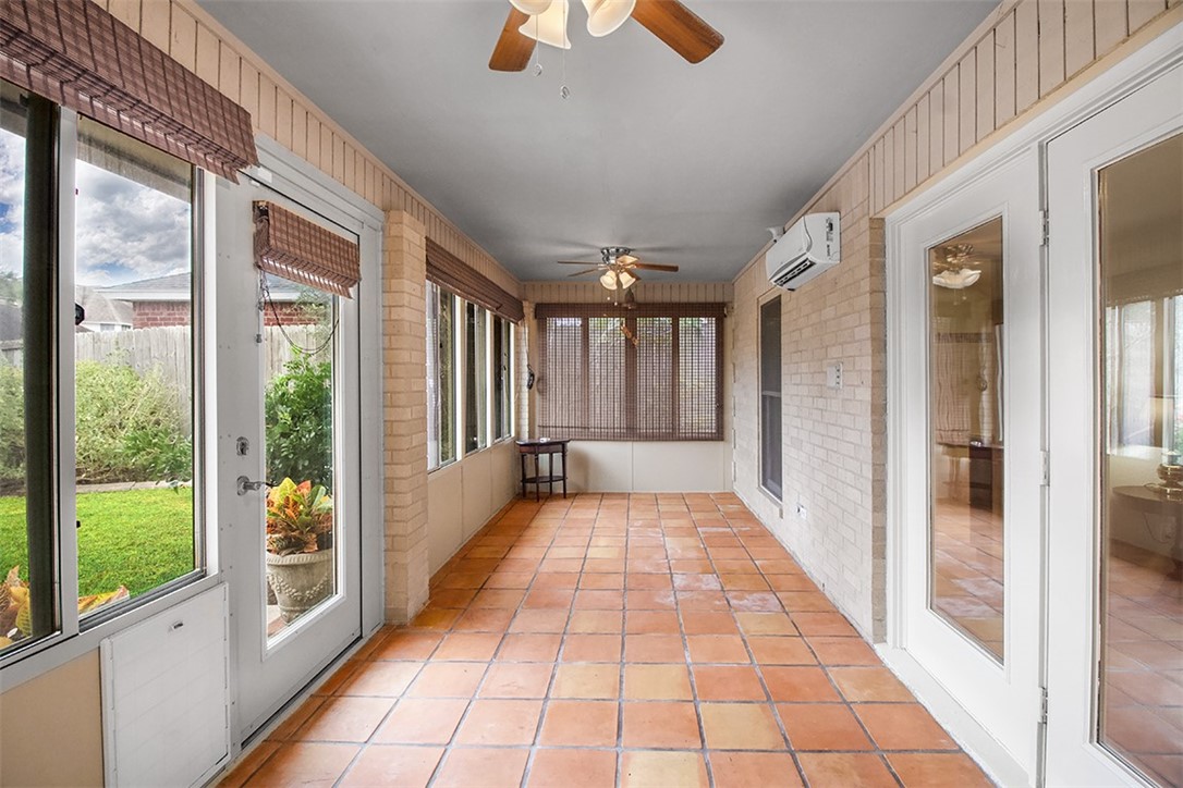 7002 Chiswick Dr Property Photo 28