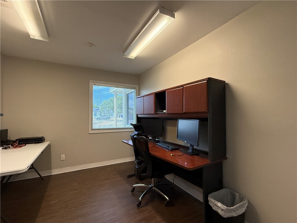 5705 Gollihar Property Photo 10