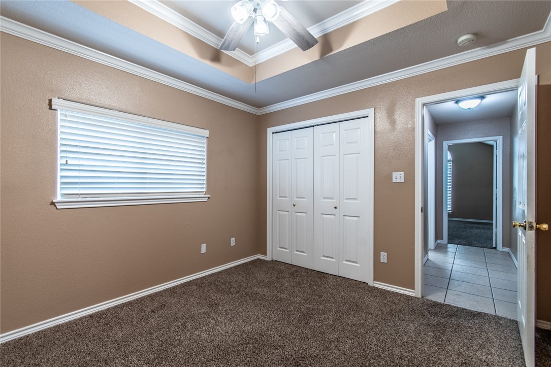 2410 Luzius Dr Property Photo 15