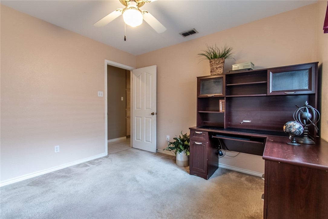 6325 Brianna Cir Property Photo 32