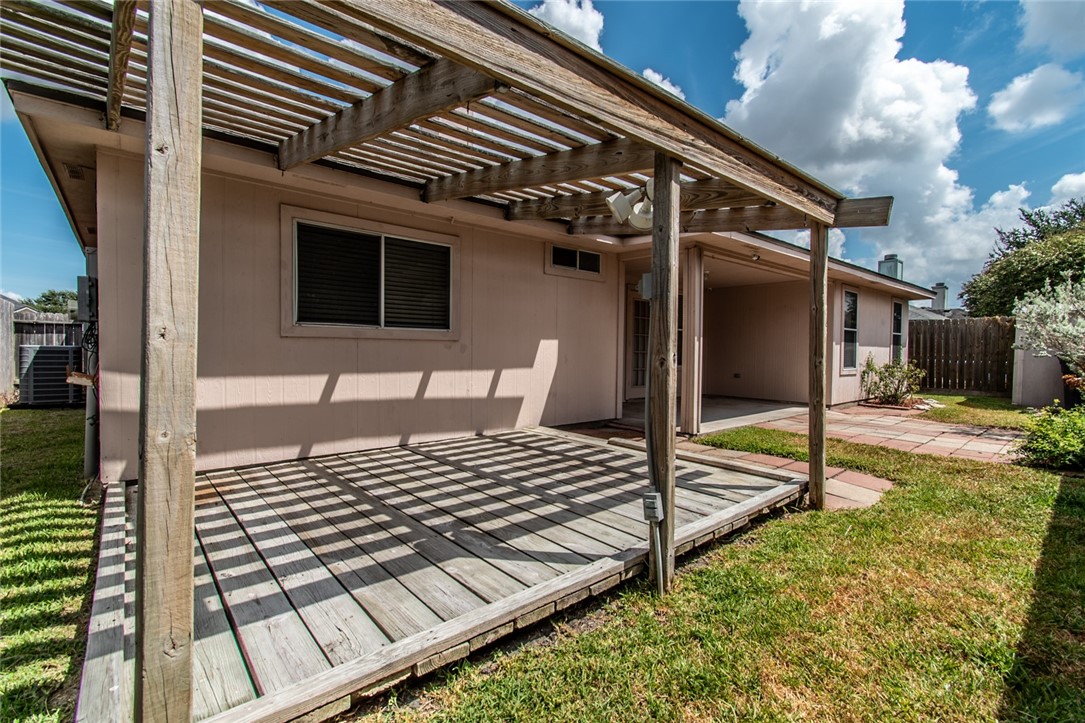 6325 Brianna Cir Property Photo 35