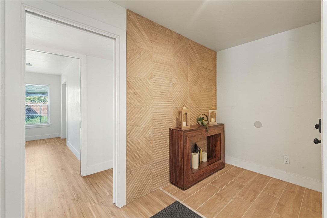 134 Seaview Property Photo 4