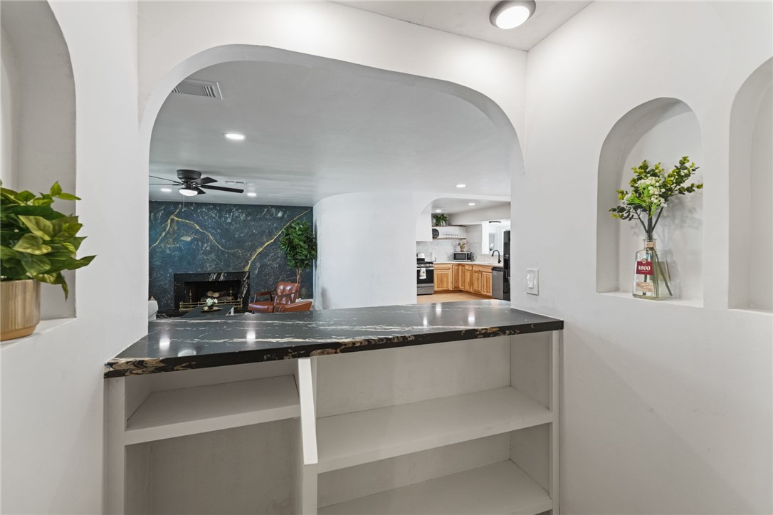 134 Seaview Property Photo 8