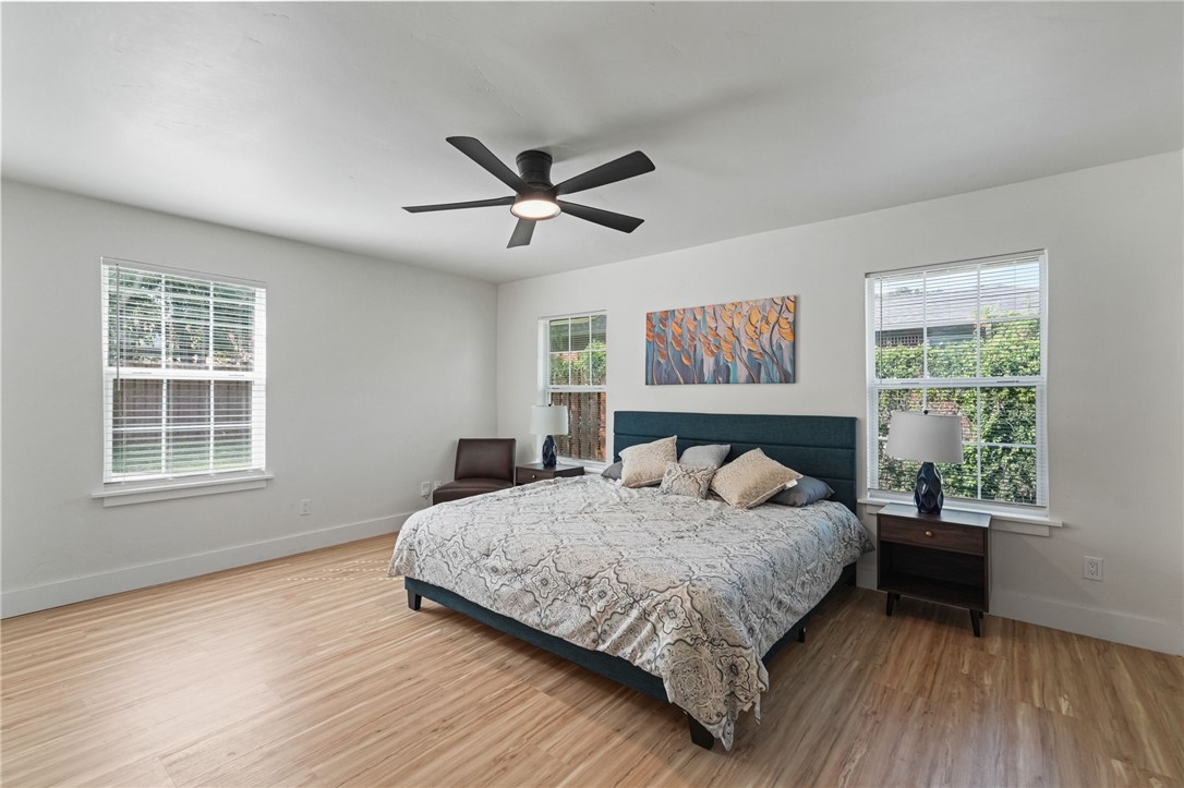 134 Seaview Property Photo 17