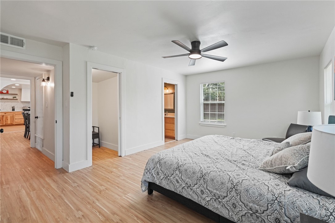 134 Seaview Property Photo 18