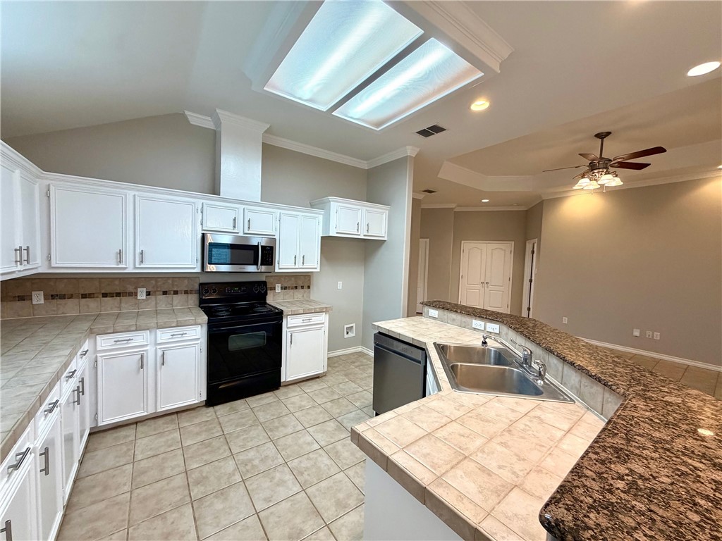 6622 Samba Dr Property Photo 13