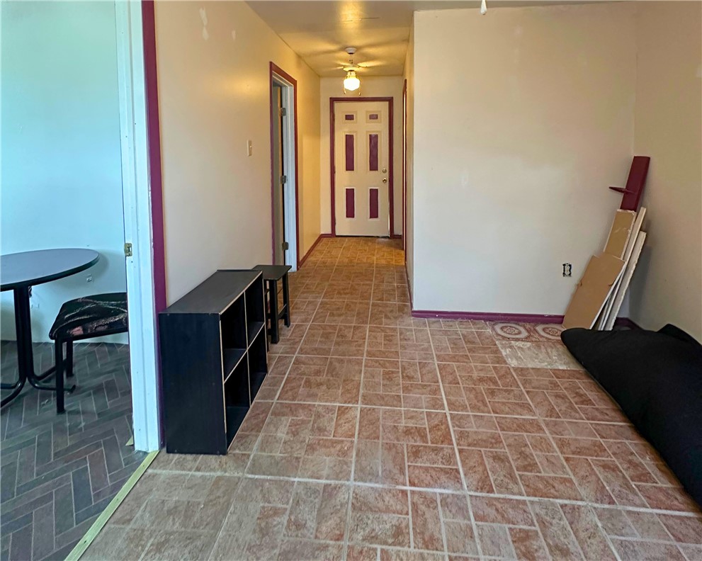 600 S Rachal St Property Photo 3