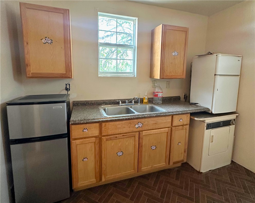 600 S Rachal St Property Photo 4