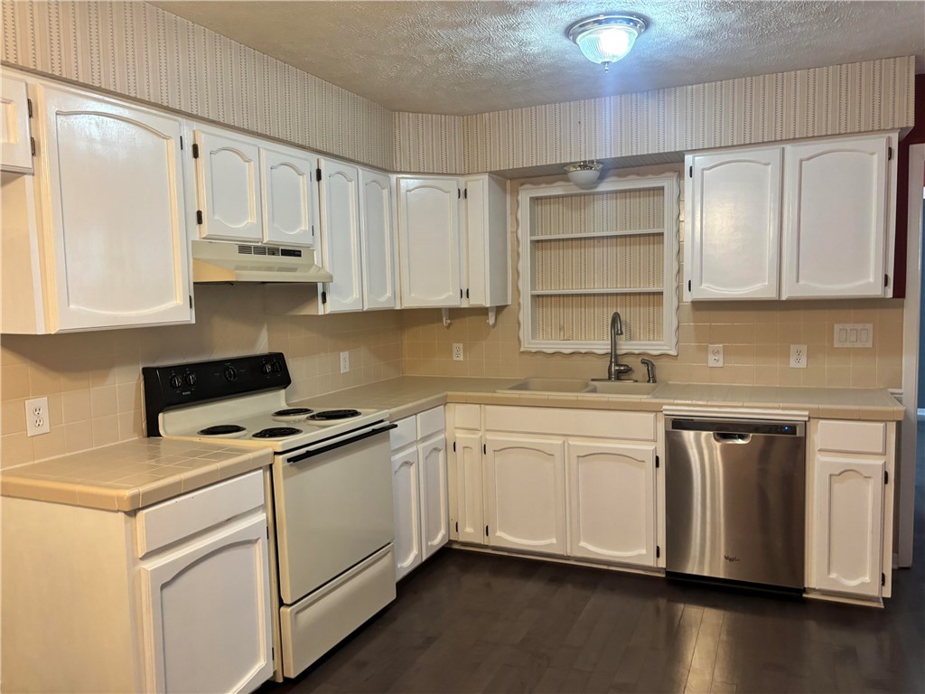 606 Collingswood Dr Property Photo 10