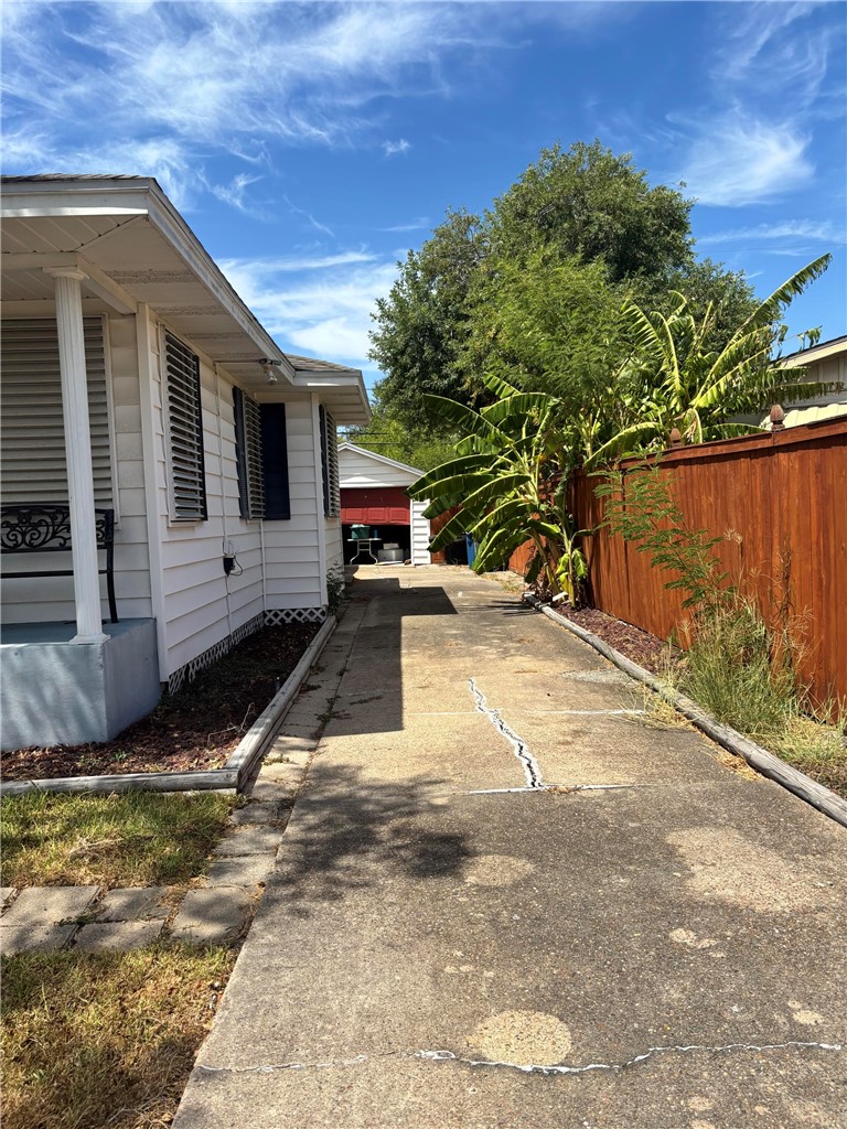606 Collingswood Dr Property Photo 43