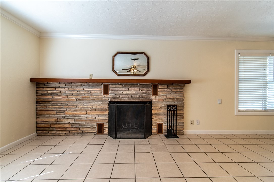 203 E Wildwood Dr Property Photo 14