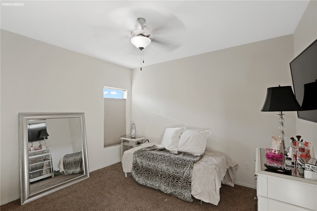 2513 Las Estrellas St Property Photo 14