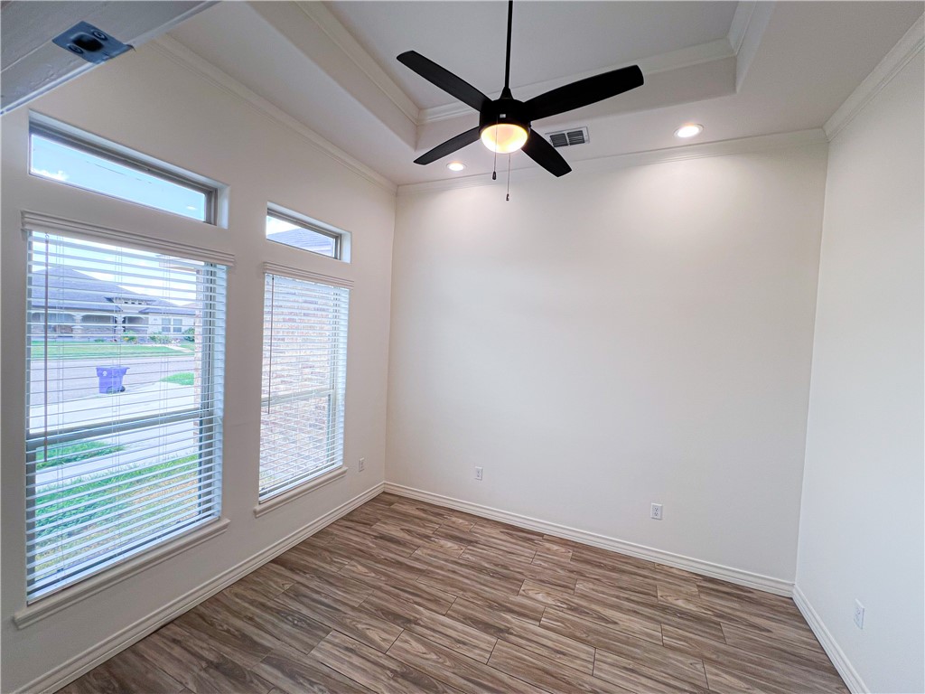 6026 Ventnor Pl Property Photo 10