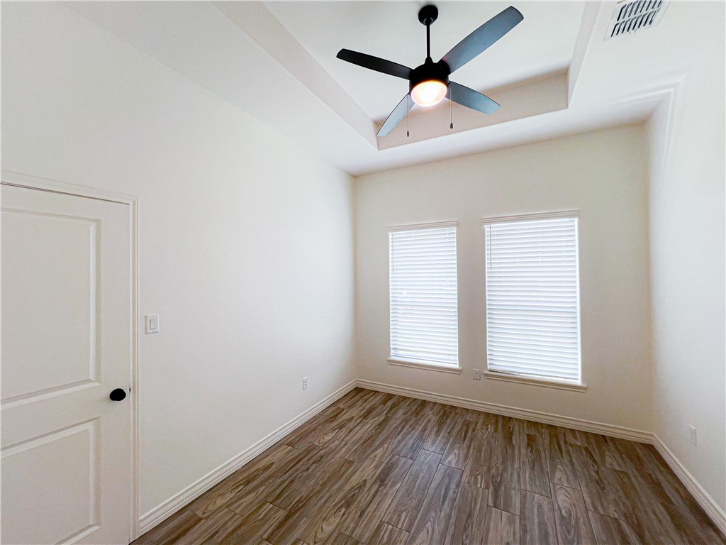 6026 Ventnor Pl Property Photo 19