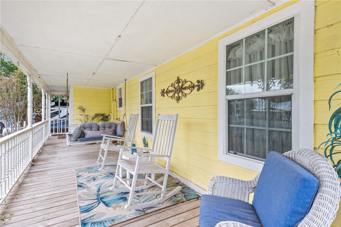 107 E Lakefield Dr Property Photo 30