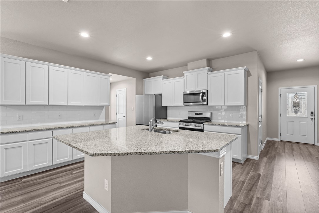 7218 Tristan Dr Property Photo 4