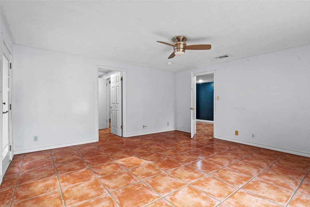 121 North Sierra Woods Dr Property Photo 17