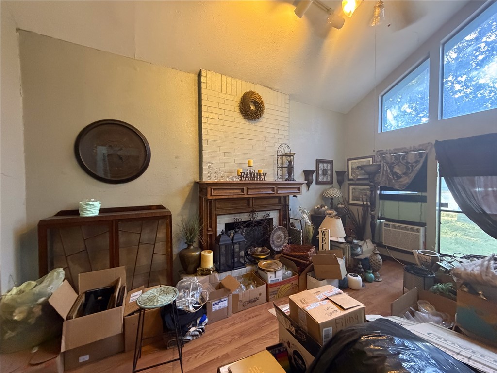 6002 Deer Creek Dr Property Photo 3