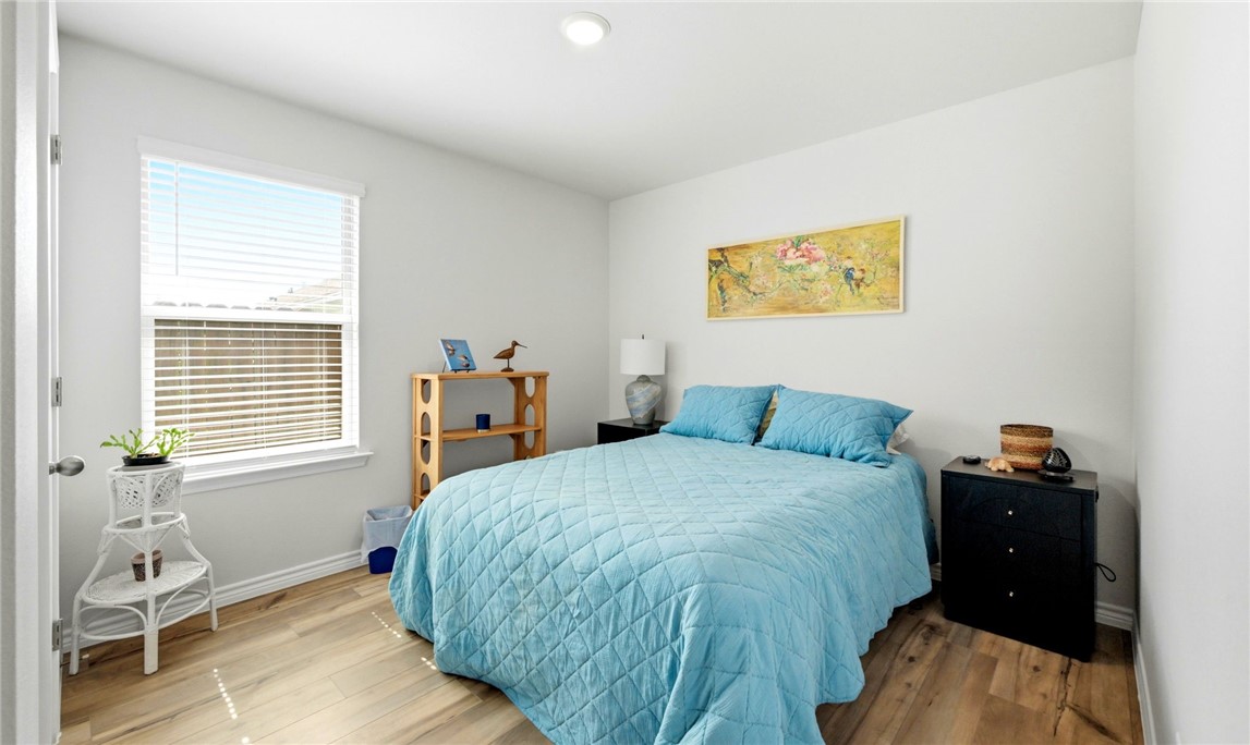 1602 Comfy Way Property Photo 12