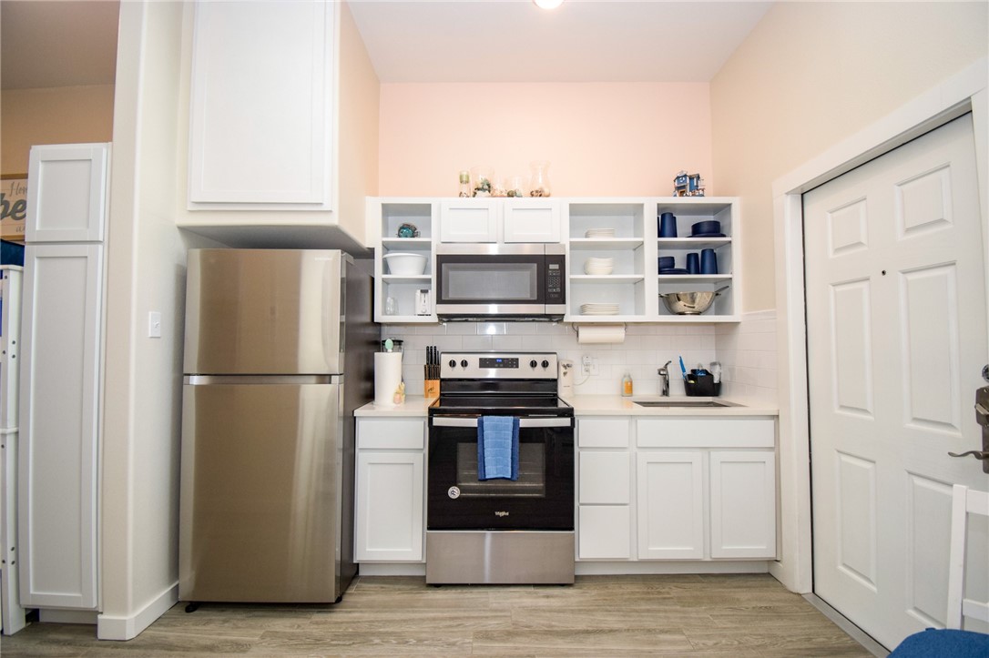 15034 Aruba Dr 212 Property Photo 8