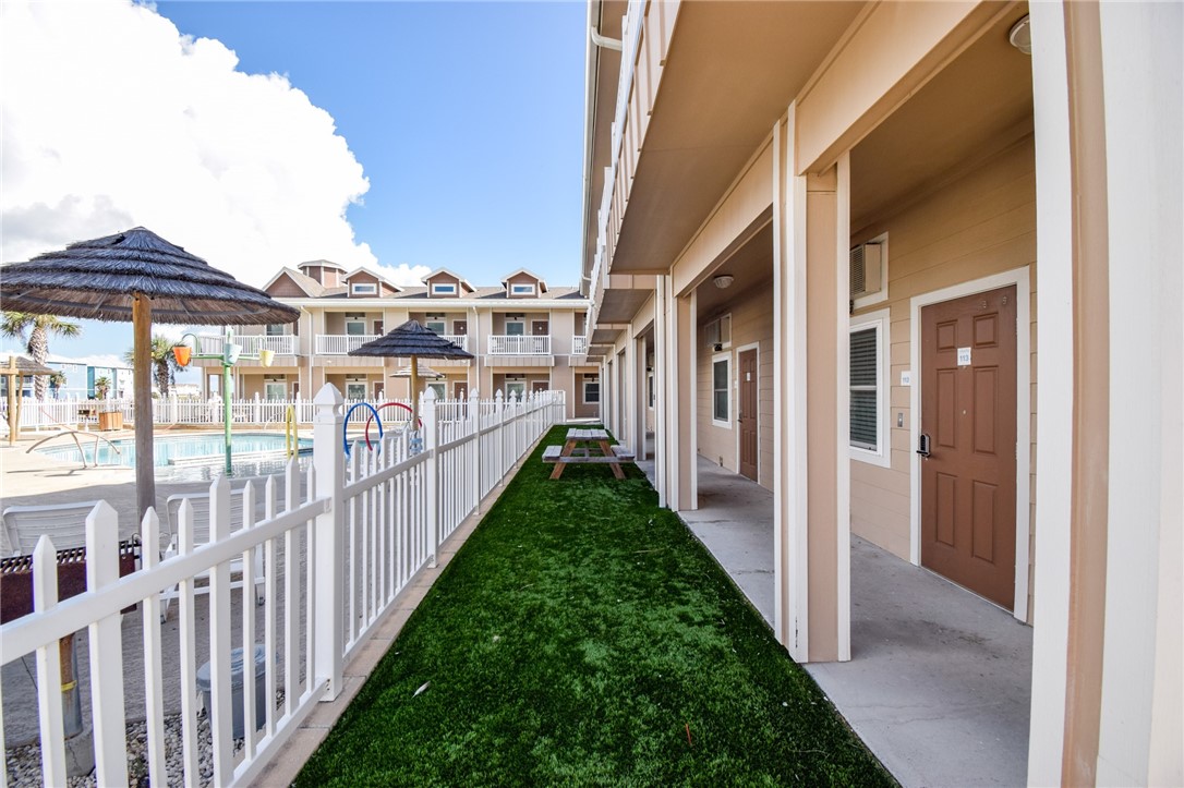 15034 Aruba Dr 212 Property Photo 32