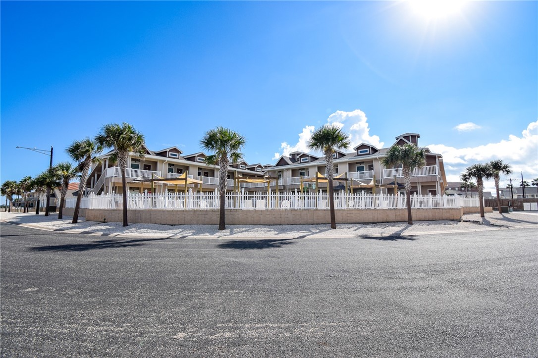 15034 Aruba Dr 212 Property Photo 34