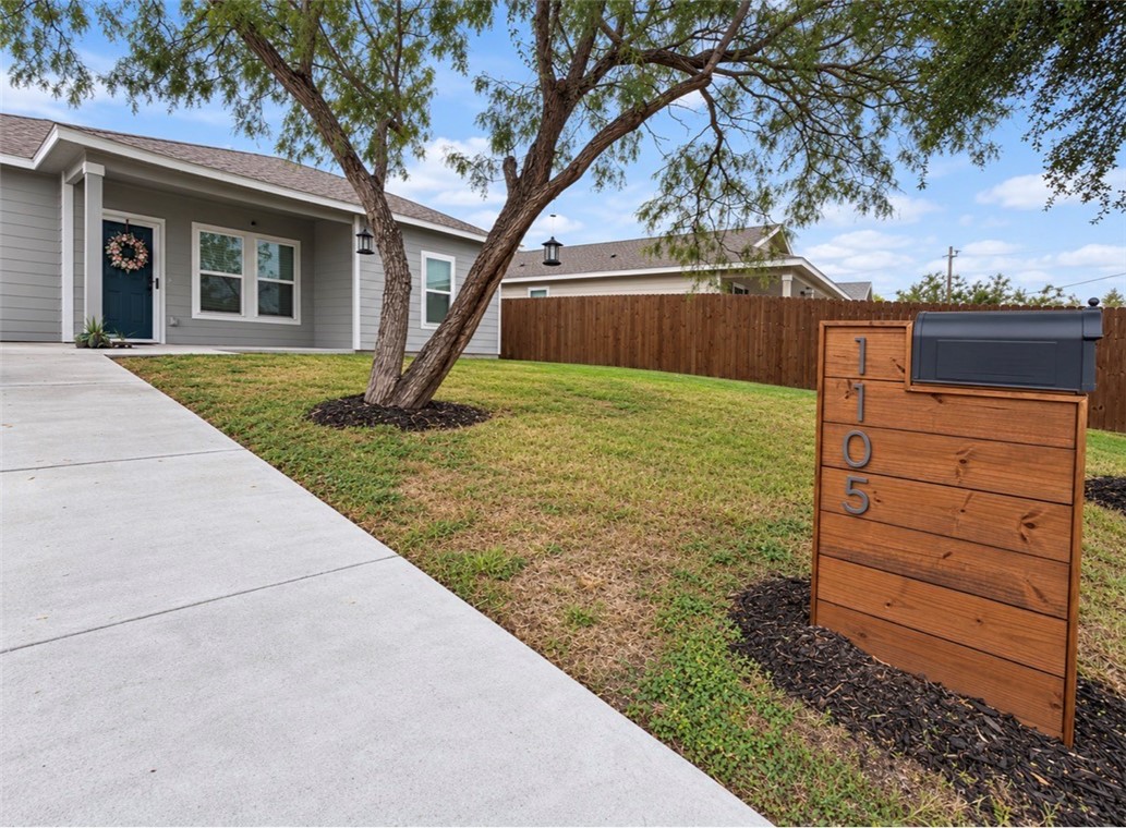 1105 Cabra St Property Photo 1
