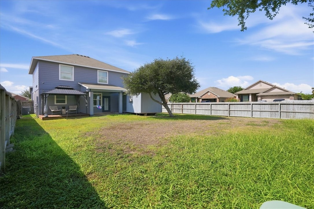 2100 Mangrove Dr Property Photo 18