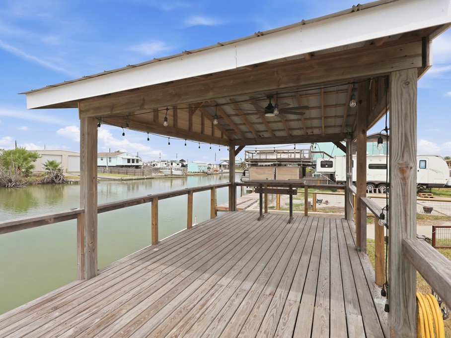 115 Island Property Photo 5