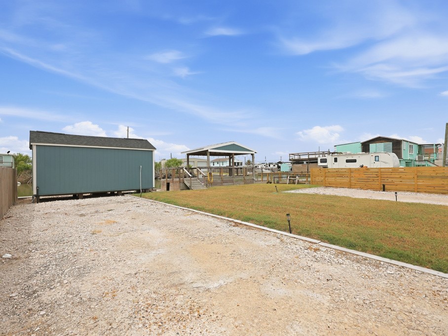 115 Island Property Photo 6