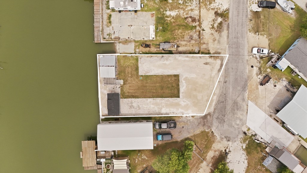 115 Island Property Photo 17