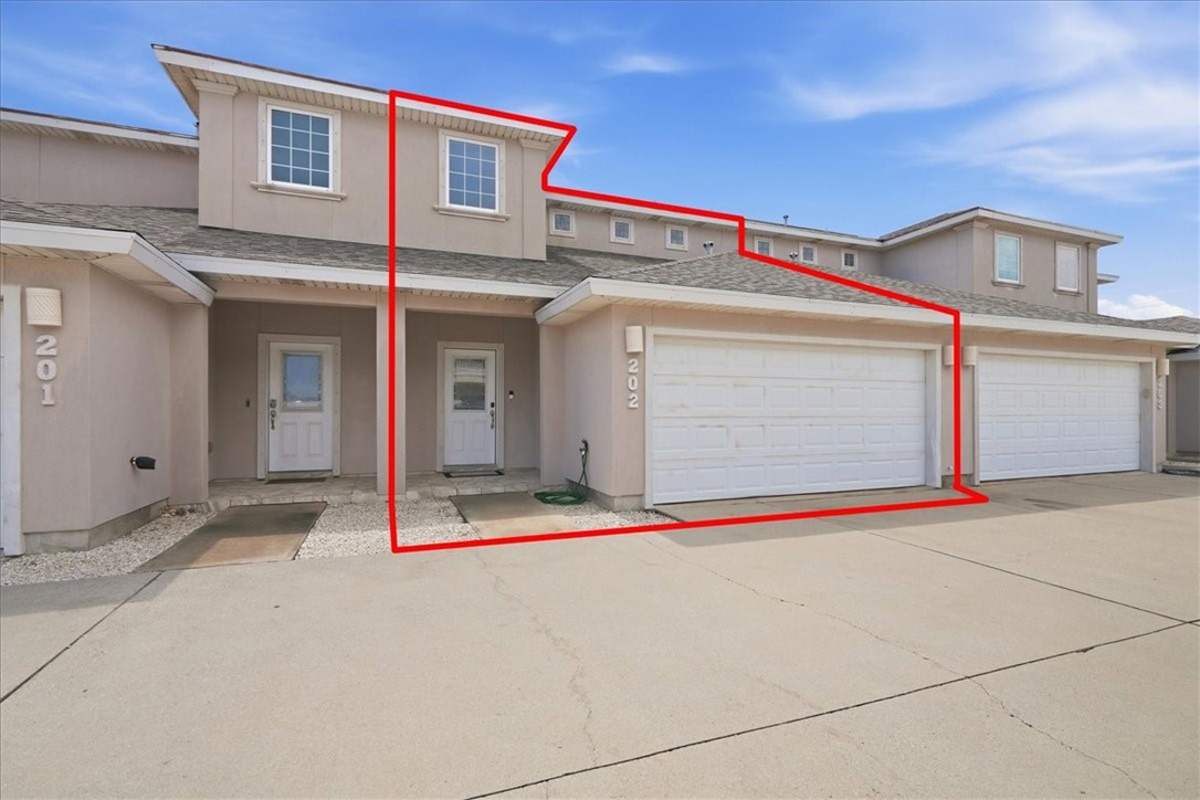 15118 Leeward Dr 202 Property Photo 4