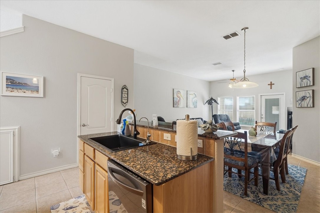 15118 Leeward Dr 202 Property Photo 8