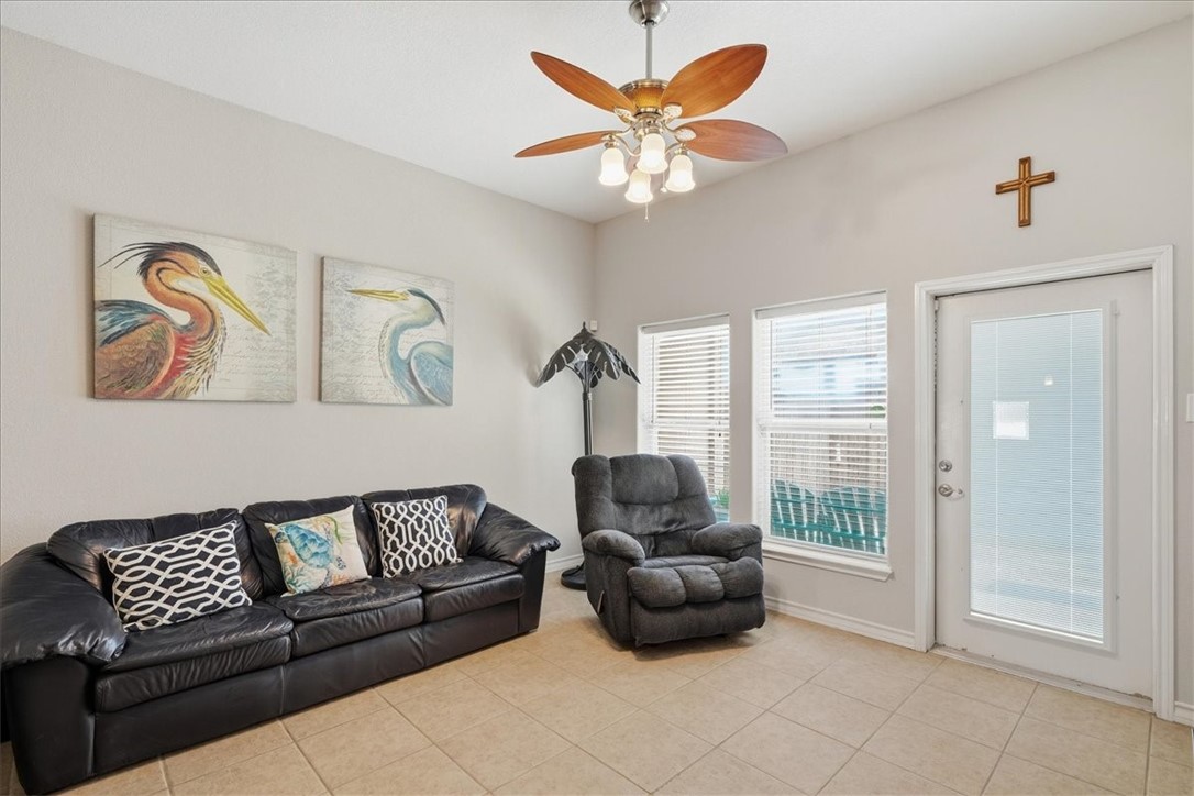 15118 Leeward Dr 202 Property Photo 15