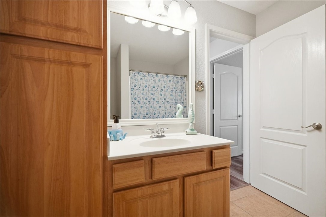 15118 Leeward Dr 202 Property Photo 33