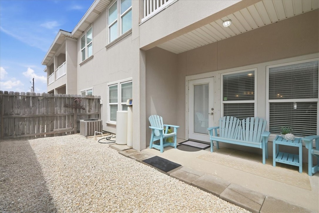 15118 Leeward Dr 202 Property Photo 38