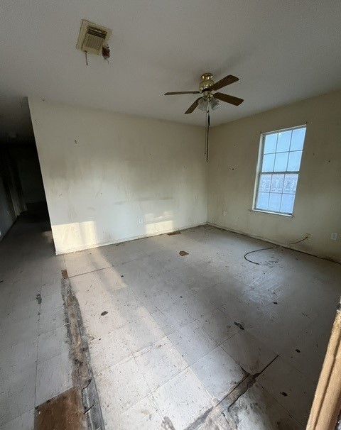 812 N King St Property Photo 5