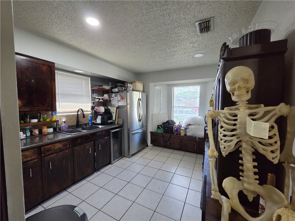5326 Crossridge Dr Property Photo 4