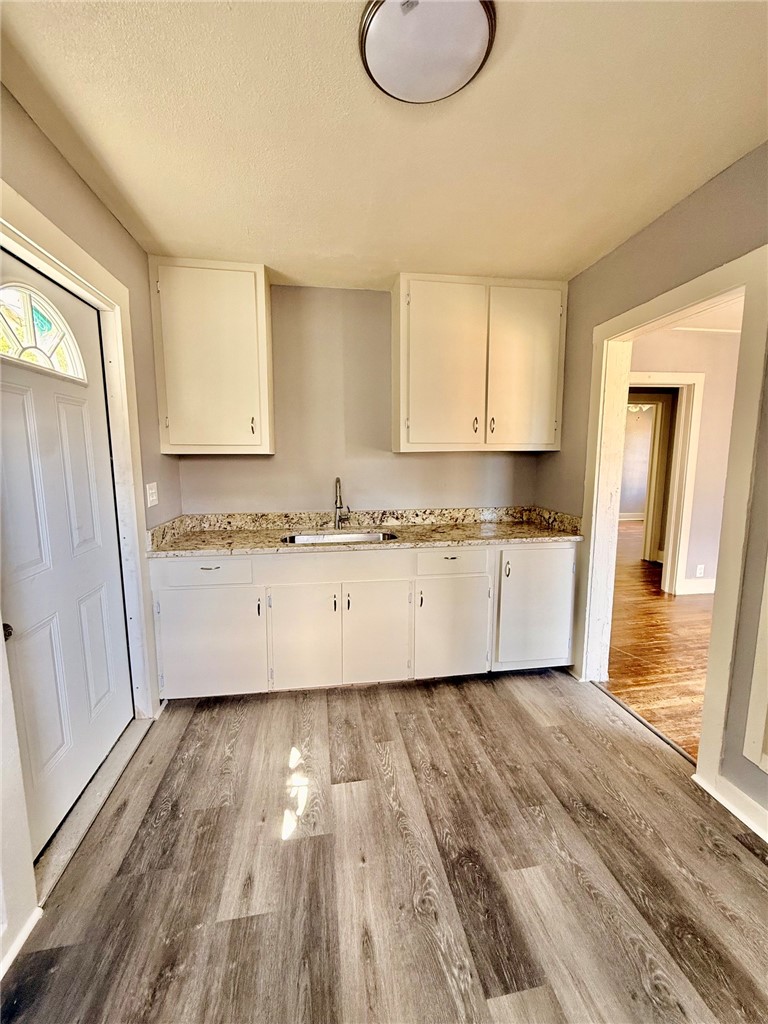4033 Iturbide St Property Photo 9