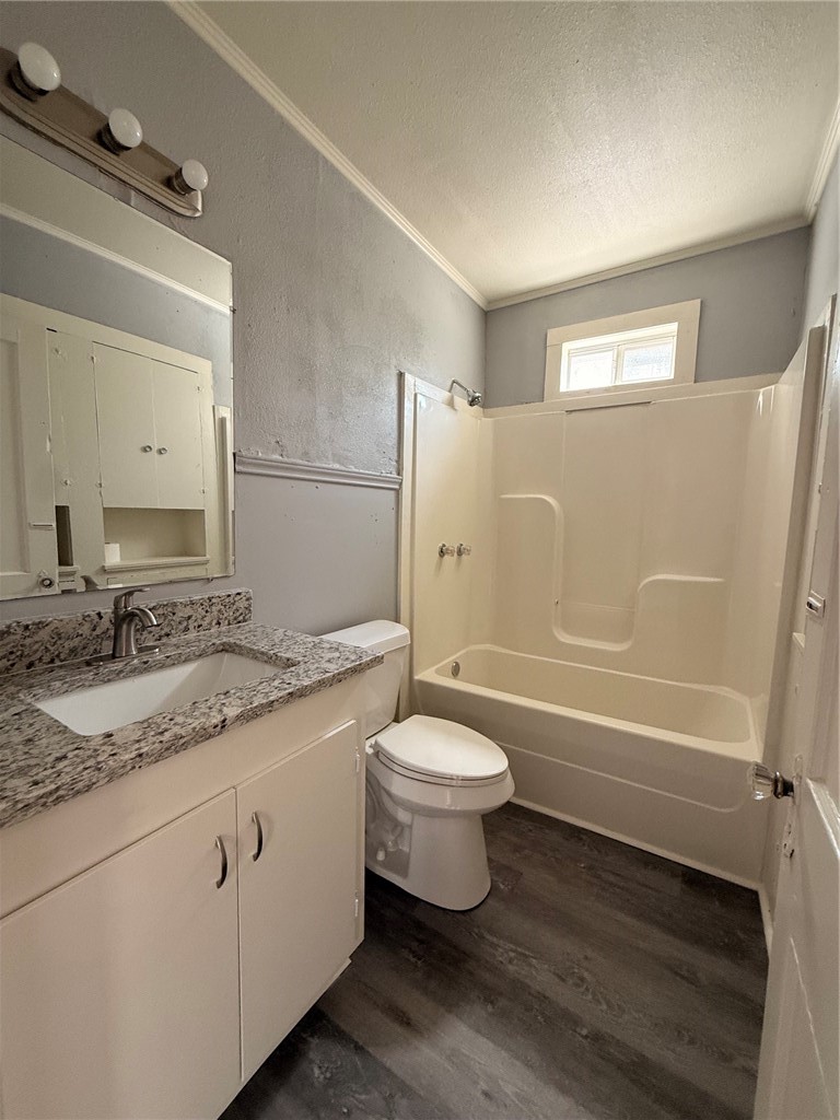 4033 Iturbide St Property Photo 11