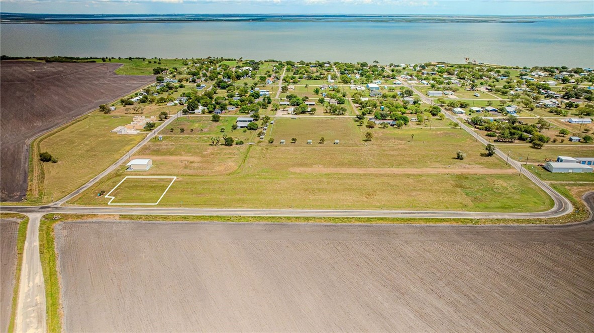 1739 Tx-239 Property Photo 2