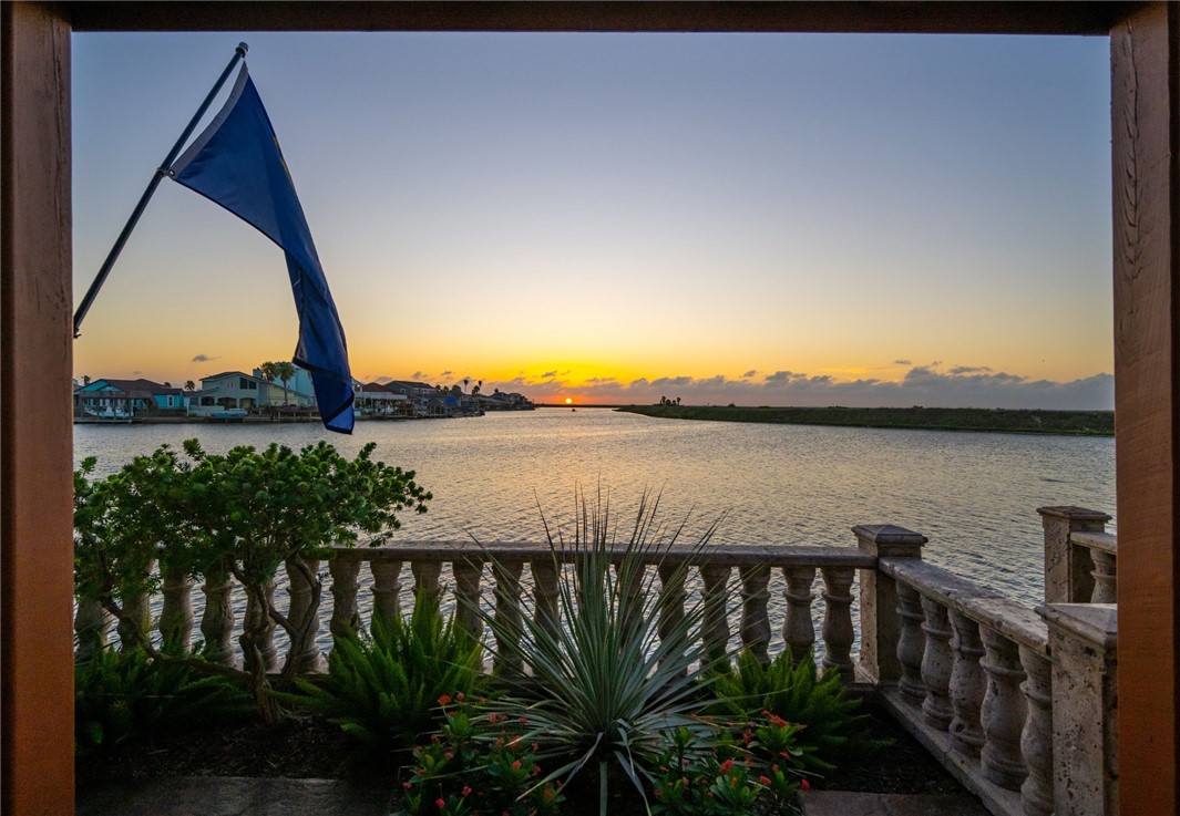 13801 Topsail St Property Photo 38