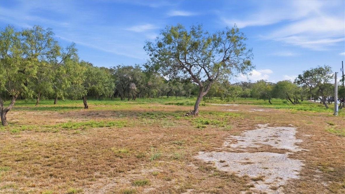 13921 Cr 962 Property Photo 4