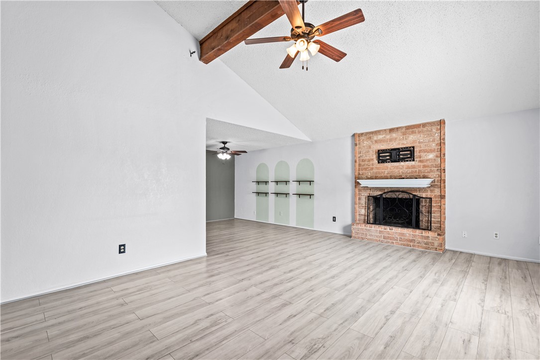 7234 Diamond Ridge Dr Property Photo 4
